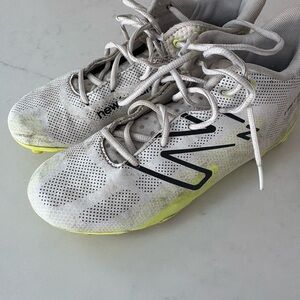New Balance Freeze cleats